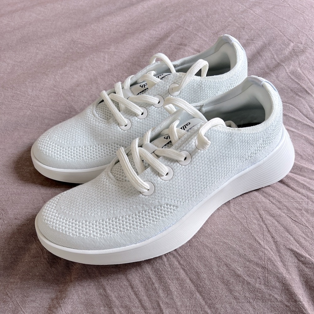 Perfect NEW IN BOX Allbirds Tree Runner Go 🕊️Blizzard White 🦢 Size 9 US / 39💕